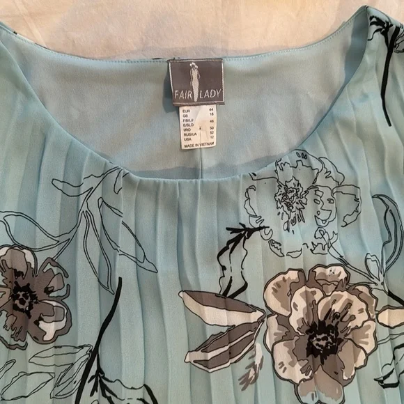 Fair Lady NWT blue dress with gray white black flowers - Picture 5 of 10
